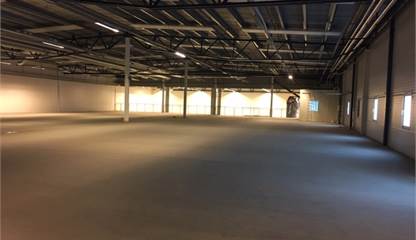 Entresol med möjlighet till lager eller showroom Nettovägen 2-4