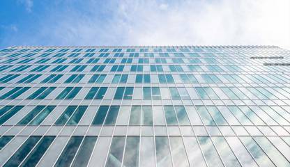 Mycket fönster ger härligt dagsljus inne i lokalerna Hyllie Vattenparksgata 12