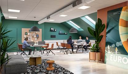 Touchdownyta Ringvägen 100