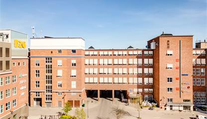 Mäster Ahls Gata 8 (T10)