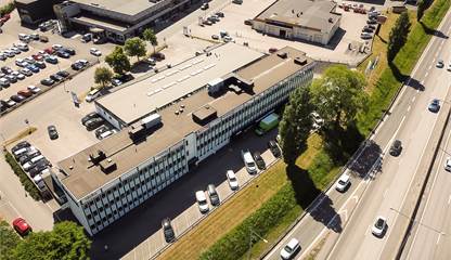 Utmed E4:an Österängsvägen 2A