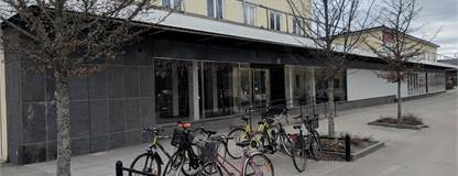 Bild från Köpmansgatan som är en gågata Köpmangatan 21