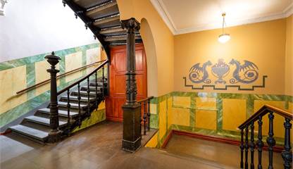 Västra Hamngatan 18