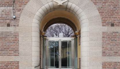 Entré Västervikstorget 4