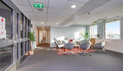 Entréhall/reception Tegeluddsvägen 76