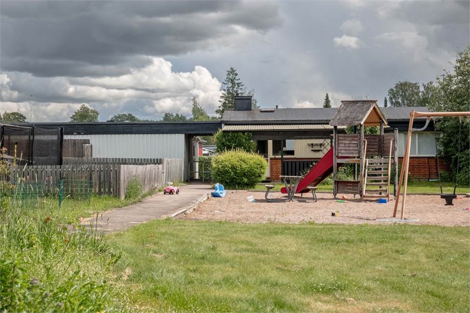 Harakers byv 9-15 & Prästgård, Västerås