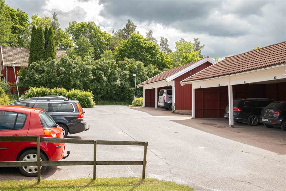 Harakers byv 9-15 & Prästgård, Västerås