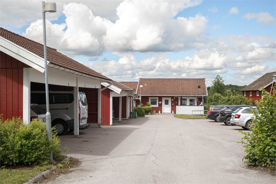 Harakers byv 9-15 & Prästgård, Västerås