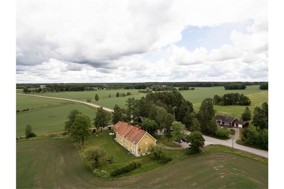 Harakers byv 9-15 & Prästgård, Västerås