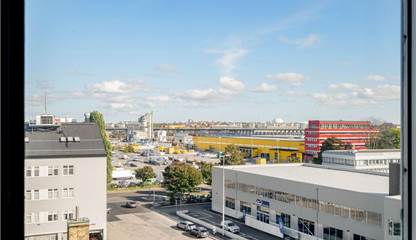 Utsikt från lokalen Västberga Allé 32