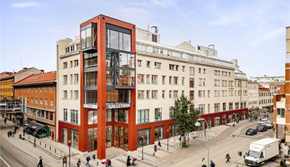 Stora Gatan 18