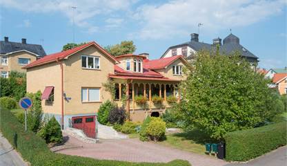 Nedre brunnsvägen 24